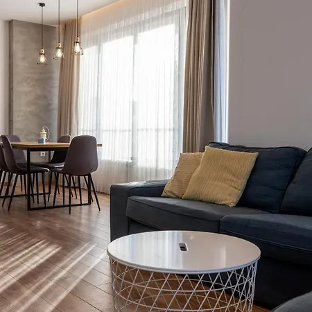 Spacious, Free Parking, 3min Beach, Flora Panorama * Burgas City