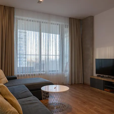 Spacious, Free Parking, 3min Beach, Flora Panorama * Burgas