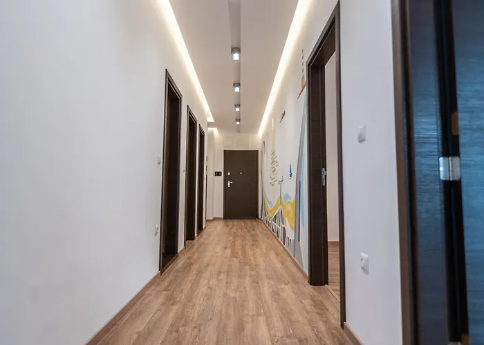 Spacious, Free Parking, 3min Beach, Flora Panorama Appartamento Burgas